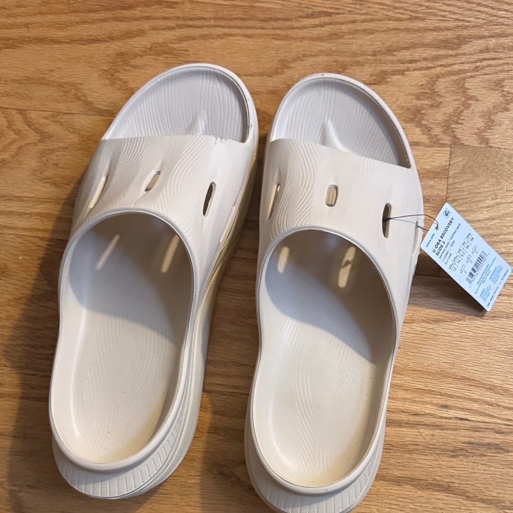 Hoka Cream Slide Sandals